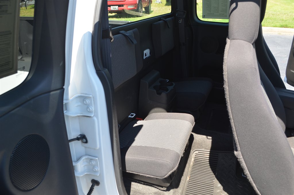2012 Chevrolet Colorado Work Truck - Photo 15