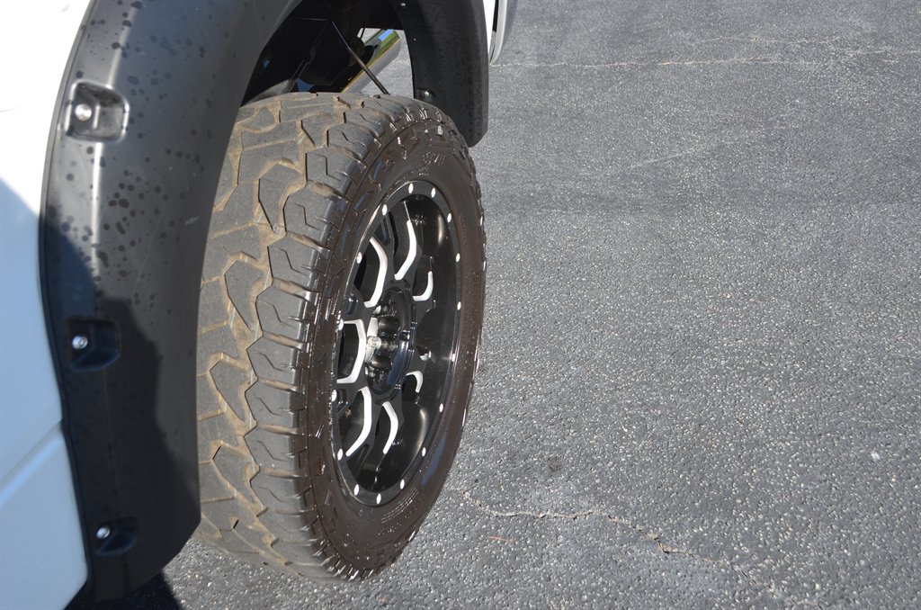 Ford F-150 photo 9
