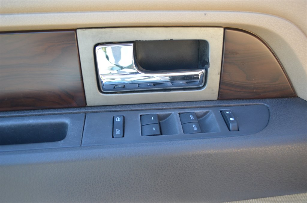 Ford F-150 photo 13