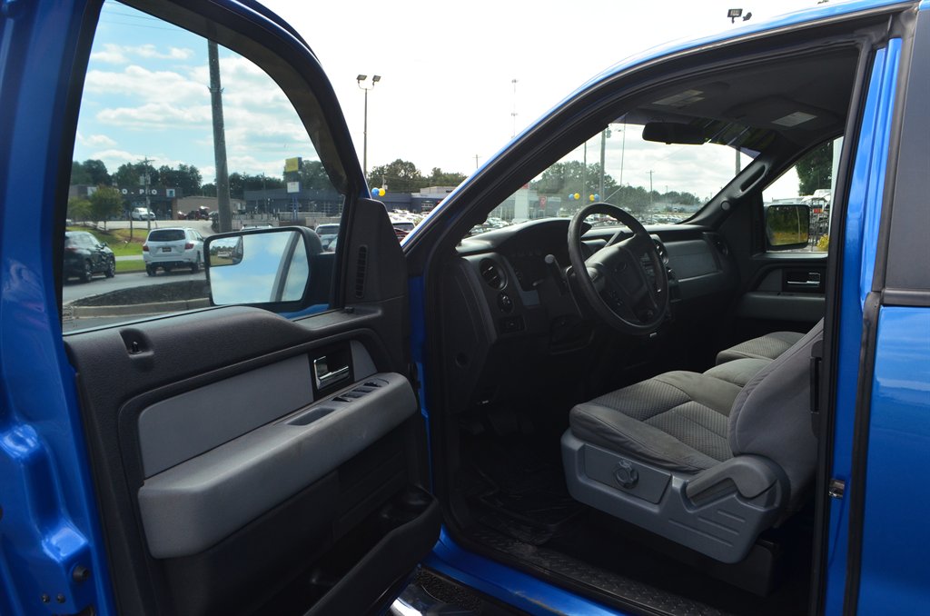 Ford F-150 photo 12