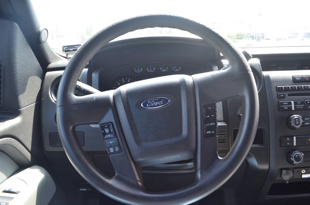 Ford F-150 photo 17