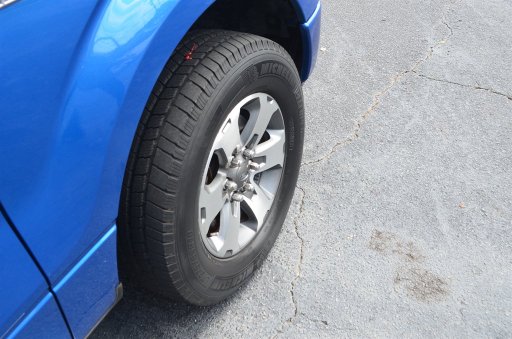 Ford F-150 photo 11