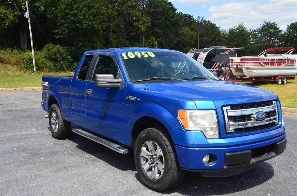 Ford F-150 photo 6