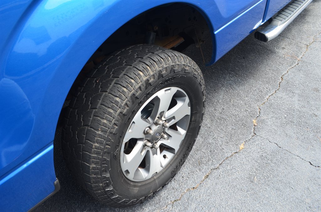 Ford F-150 photo 10