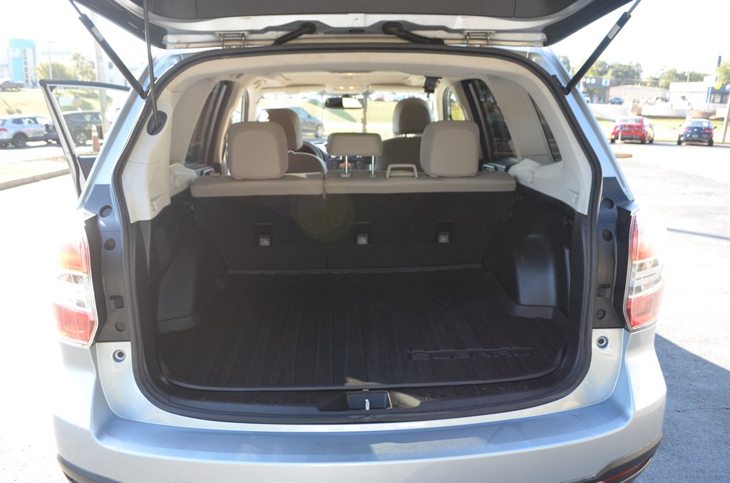 Subaru Forester photo 11