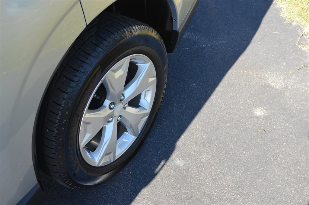 Subaru Forester photo 16