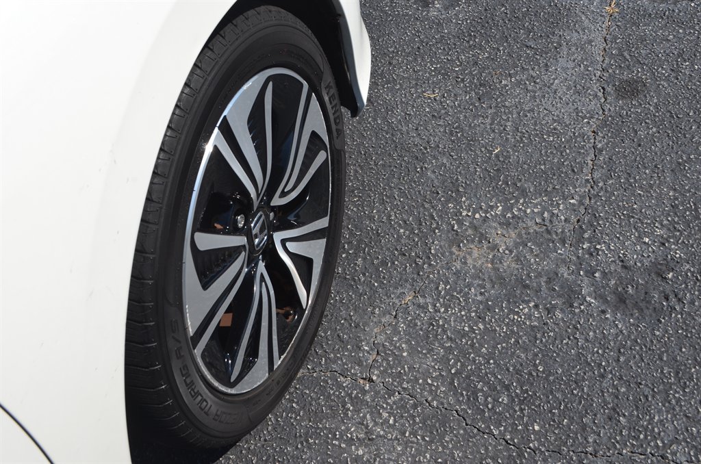 Honda Civic photo 11