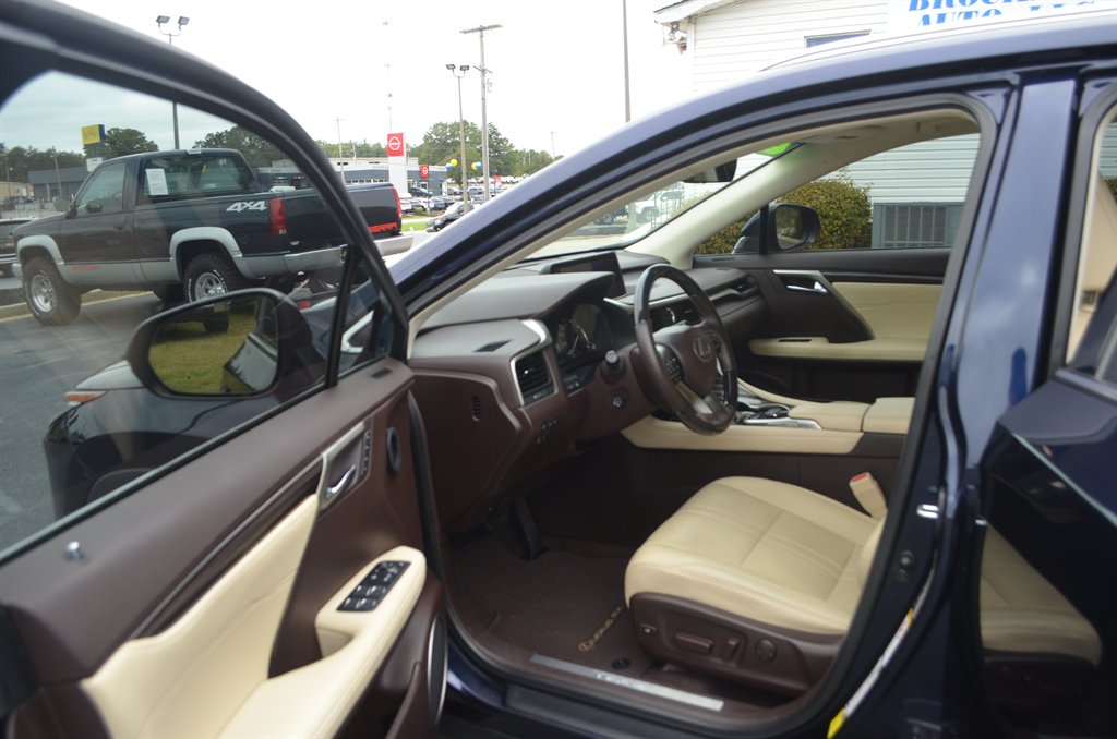 Lexus RX photo 12