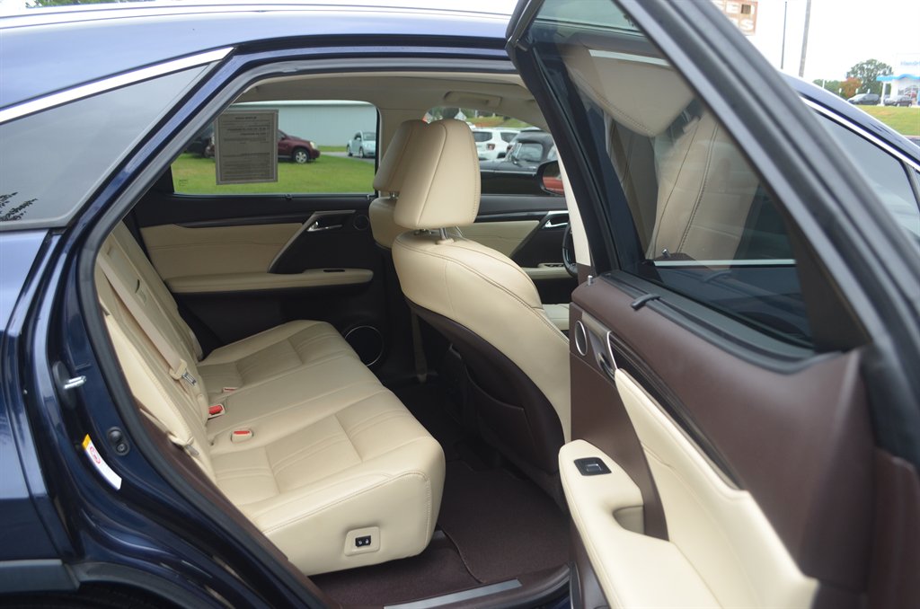 Lexus RX photo 16