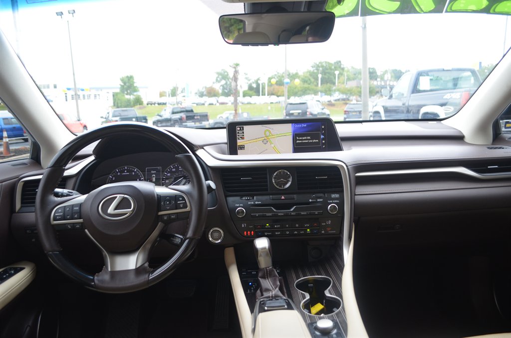 Lexus RX photo 20