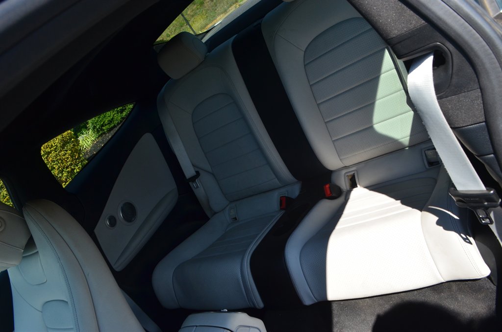 Mercedes-Benz C-Class photo 13