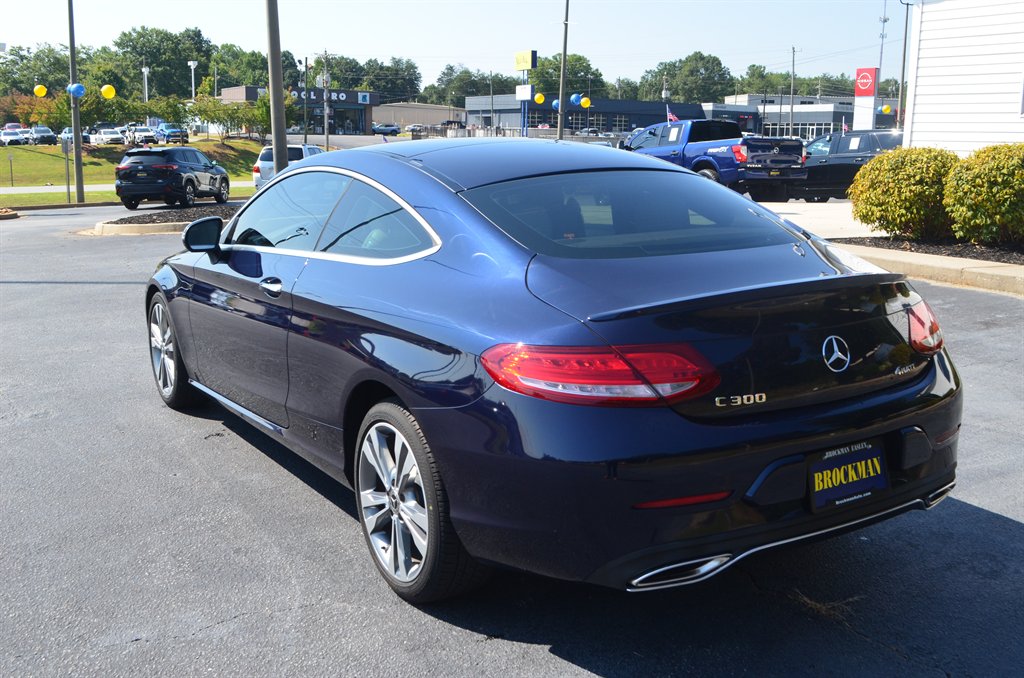 Mercedes-Benz C-Class photo 2