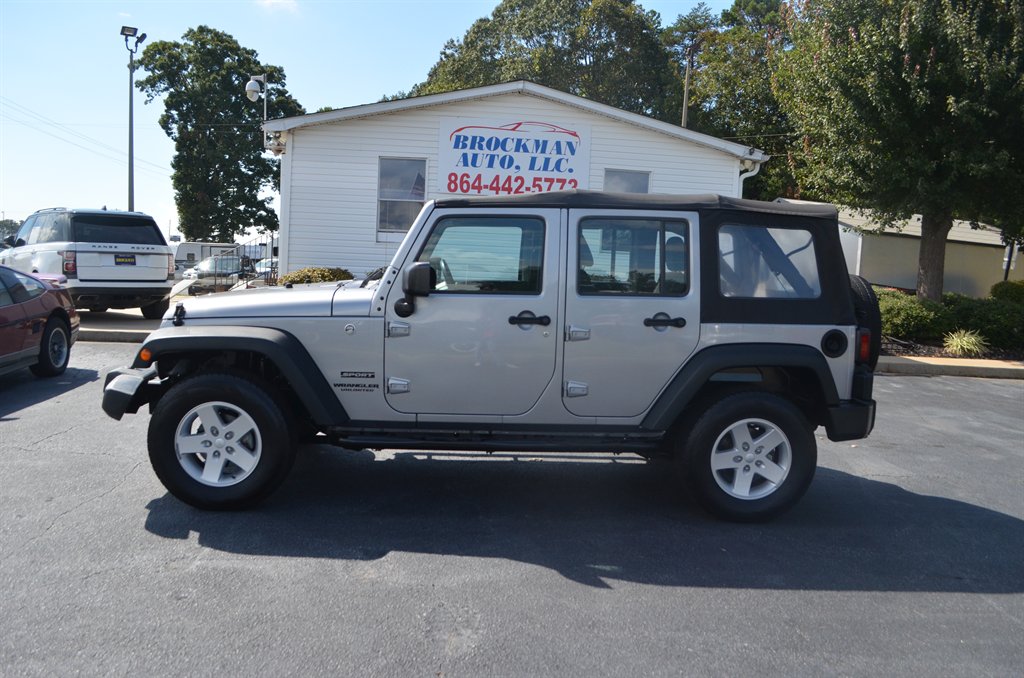 2017 Jeep Wrangler Unlimited Sport