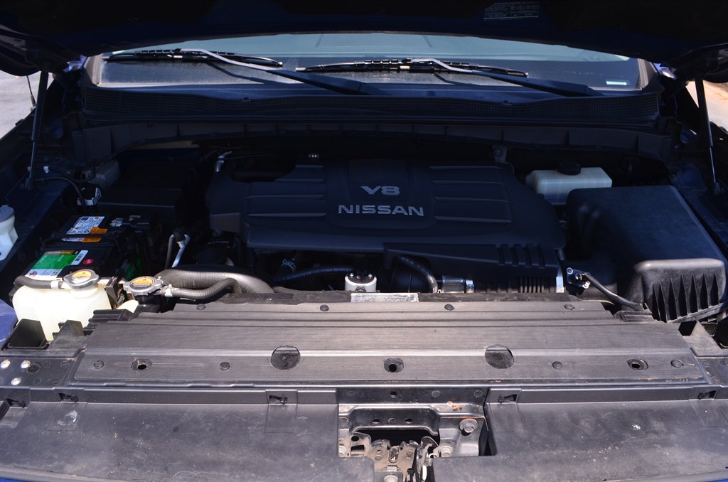 Nissan Titan photo 20