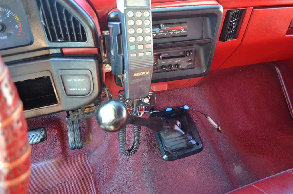 1988 Ford F-350 - Photo 19