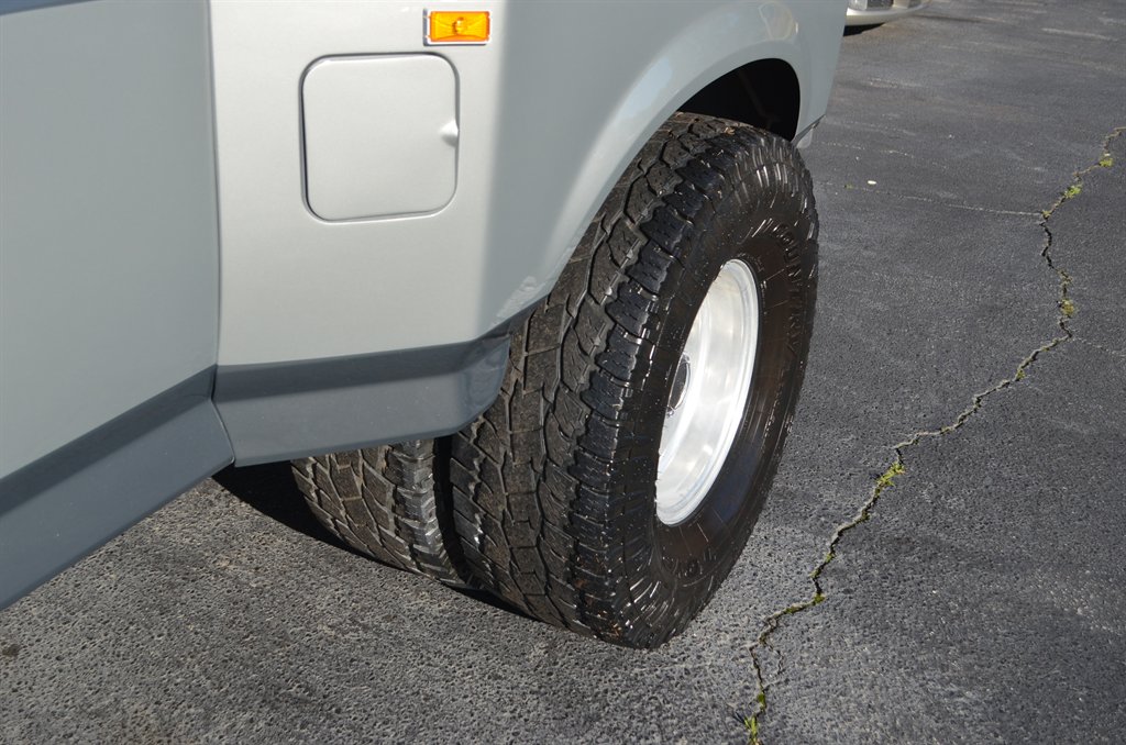 1988 Ford F-350 - Photo 10