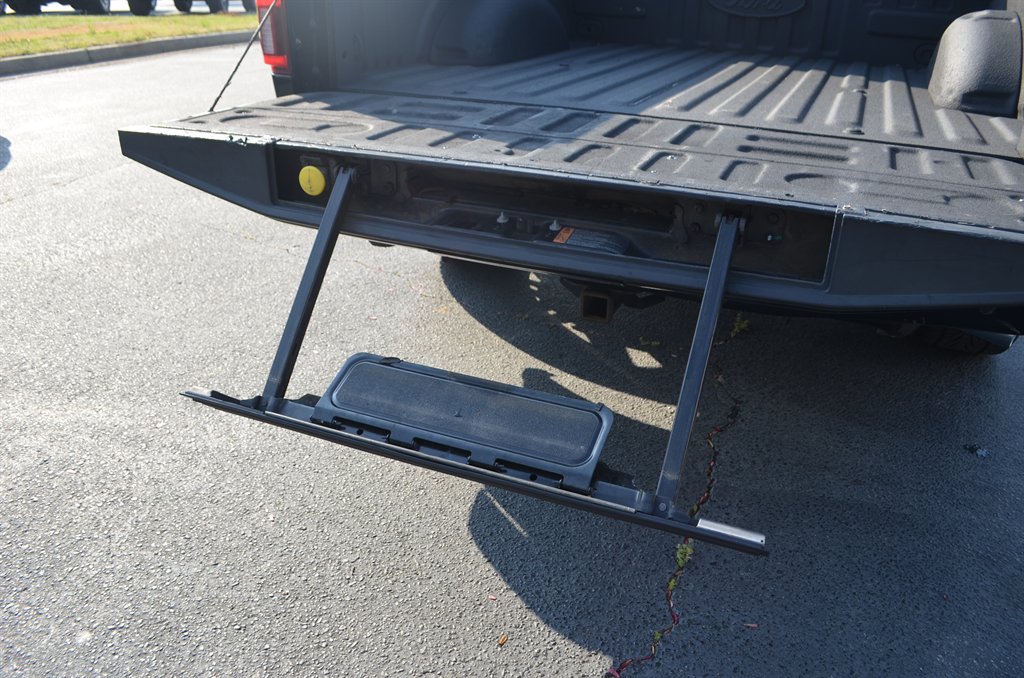 2018 Ford F-150 Platinum - Photo 12