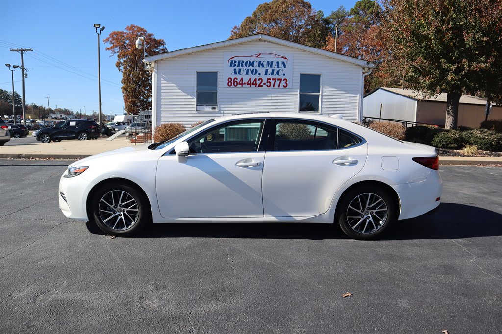 2018 Lexus ES 350's photo