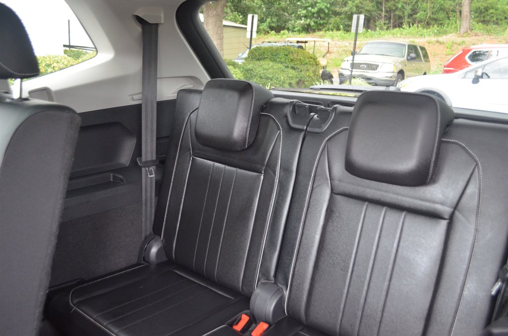 2022 Volkswagen Tiguan SE - Photo 26