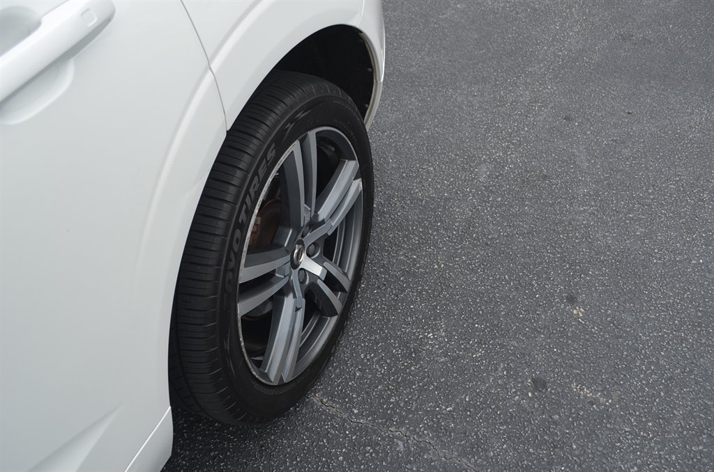 Volvo XC60 photo 9