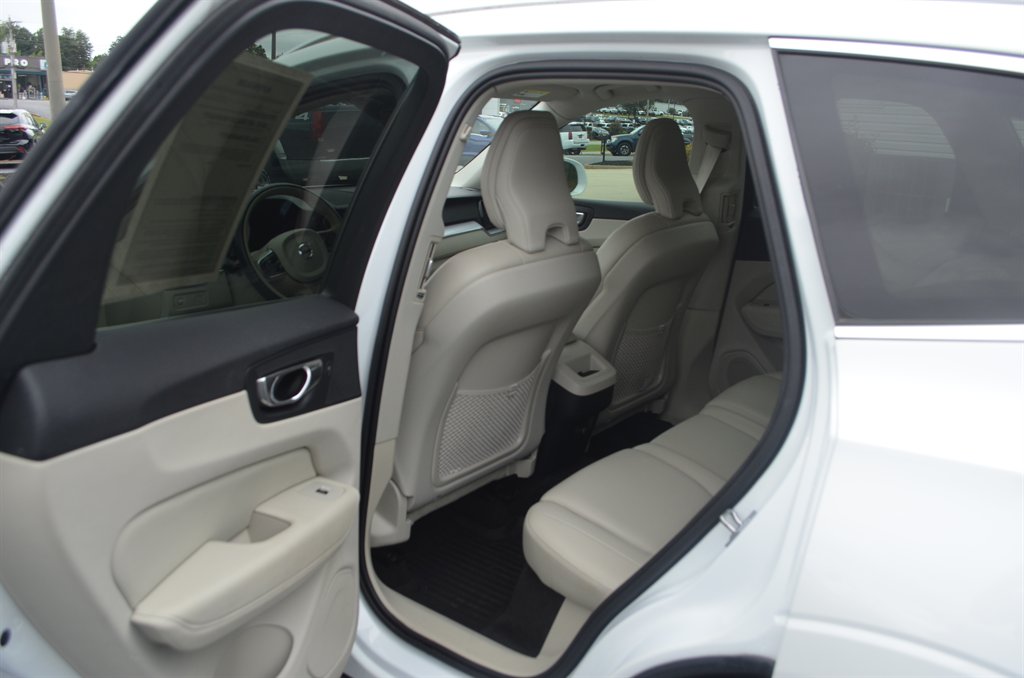 Volvo XC60 photo 14